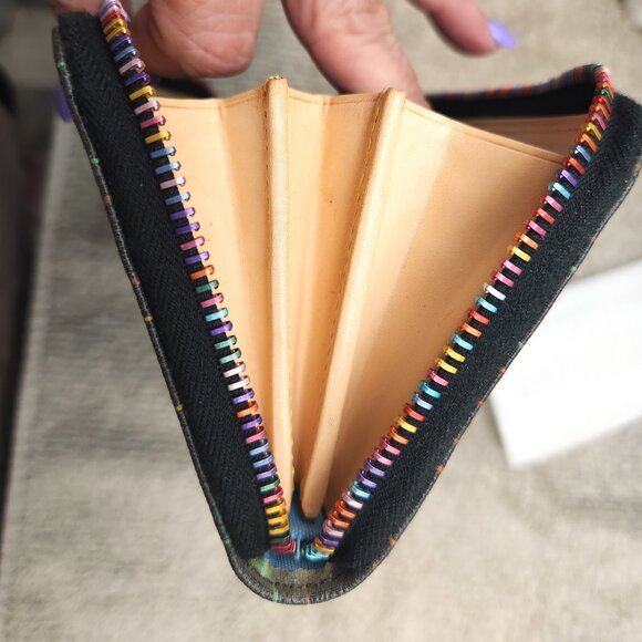 Dooney & Bourke Signature Rainbow Multicolor Zip Card Wallet - EUC - Picture 9 of 10